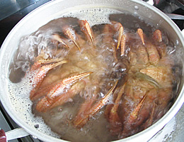 毛ガニの塩茹で画像